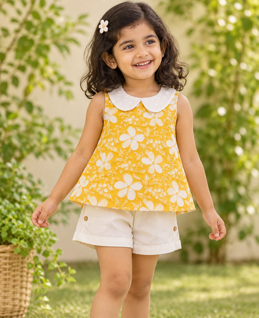 Peter Pan Collar Top in Yellow