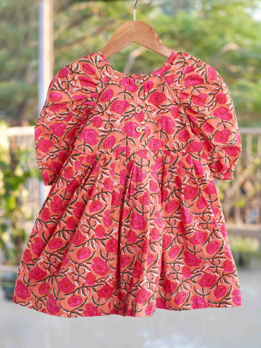 Gardenia Dress in Peach