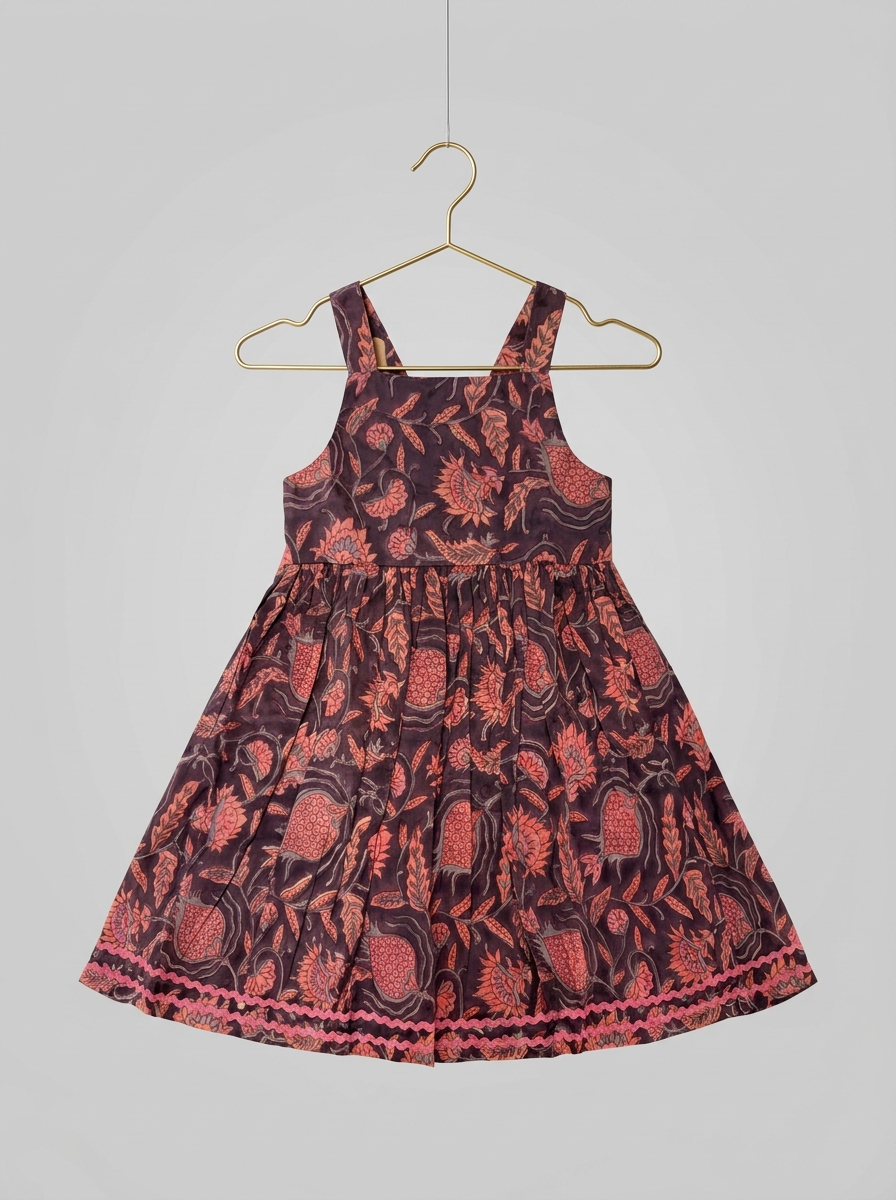 The Wanderer Dress in Mauve