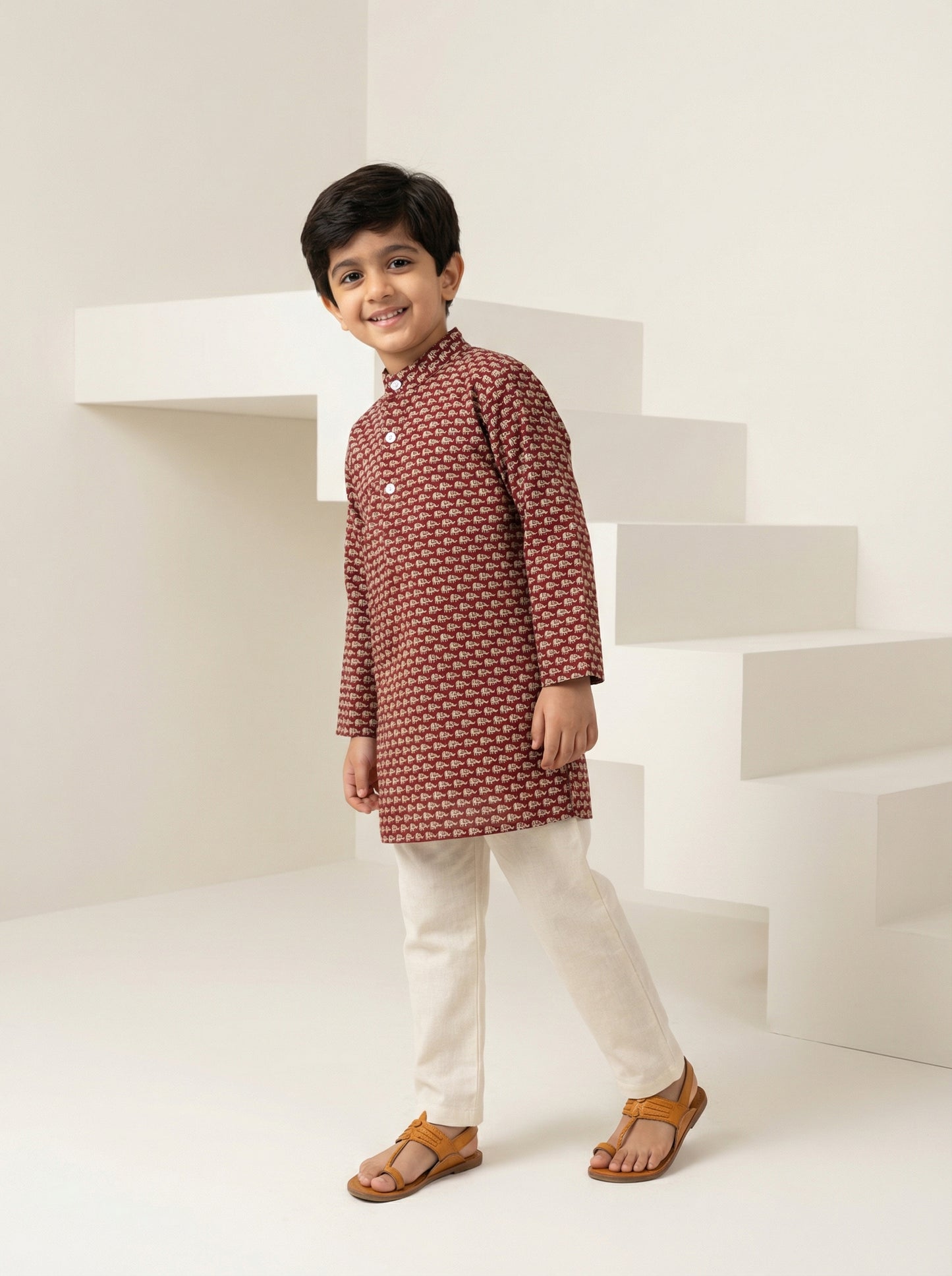 Ellie Kurta in Maroon