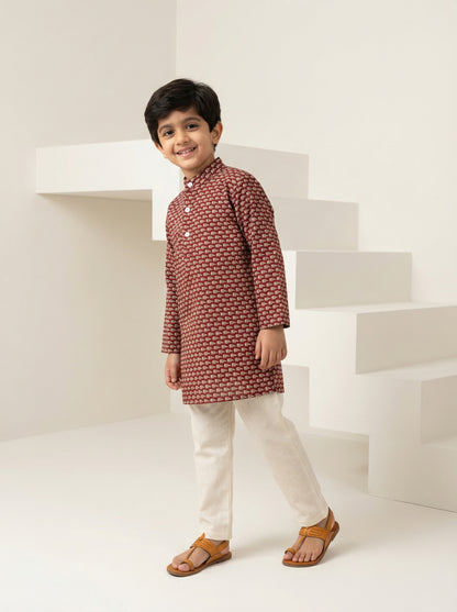 Ellie Kurta in Maroon